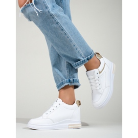 Deportivas blancas con cuña oculta de Shelovet blanco 3
