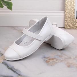 Bailarina niña para comunión con velcro blanco Kornecki 6492 4