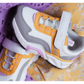 Deportivas Infantiles Con Velcro Big Star JJ374257 Blanco y Amarillo multicolor 1