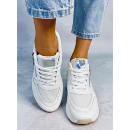 BM Zapatillas blancas con cuña Mcbride blanco 1