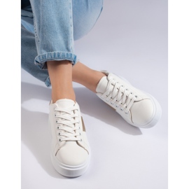 Zapatillas blancas de mujer en la plataforma Shelovet. blanco 3