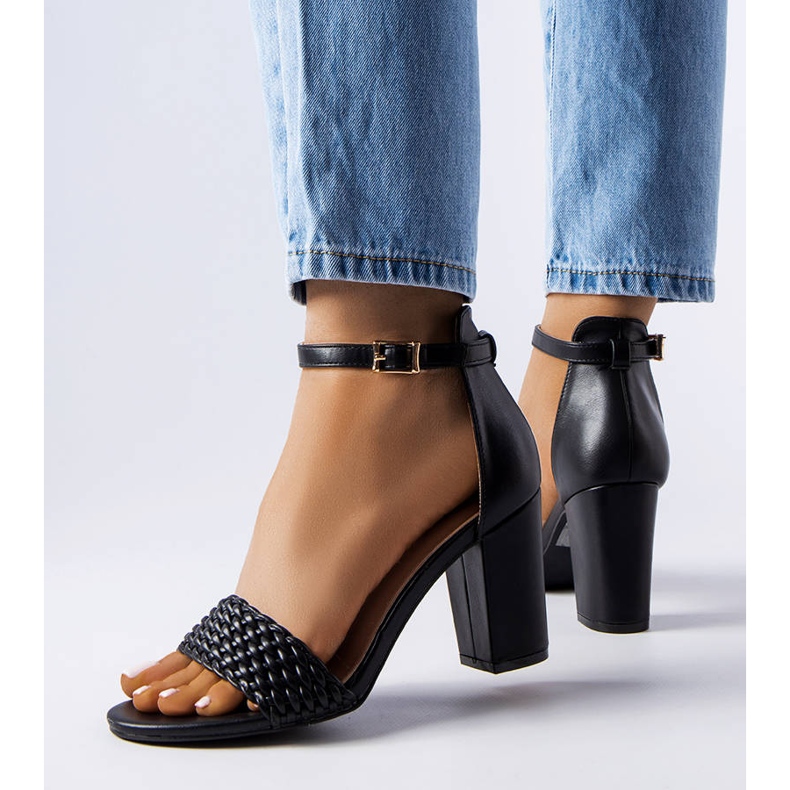 Sandalias bloque trenzadas negras de Oliveirinhas negro 1