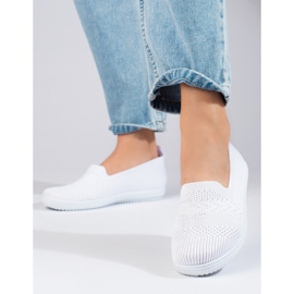 Zapatillas slip-on de mujer de textil Shelovet blanco 1