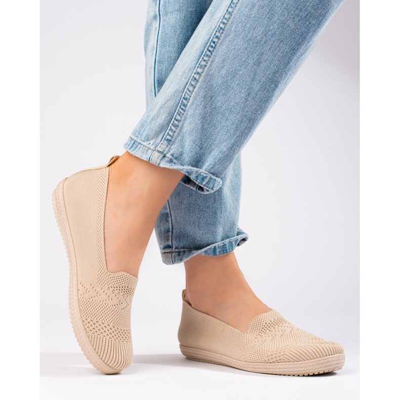 Zapatillas slip-on de mujer de textil Shelovet beige 2