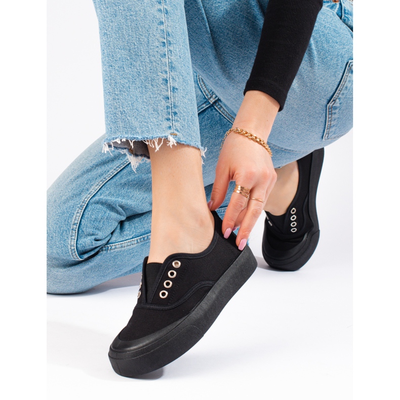 Zapatillas slip-on Shelovet en negro 1