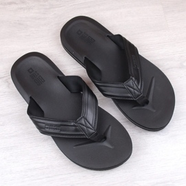 Chanclas de hombre fabricadas en piel ecológica negra Big Star LL174605 negro 6