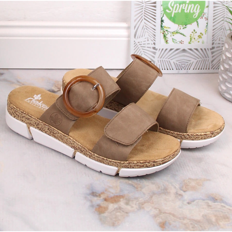 Cómodas pantuflas de mujer con velcro beige Rieker V2392-62 2