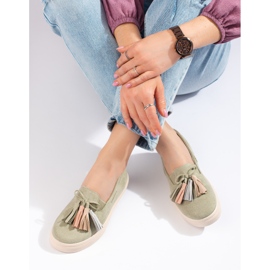 Zapatos sin cordones Shelovet de ante verde con flecos 1