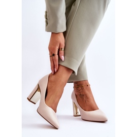 PS1 Bombas clásicas en un tacón Elizabeth beige decorativo 2