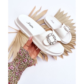 Pantuflas Mujer Plataforma Con Adorno Blanco Beneca 8