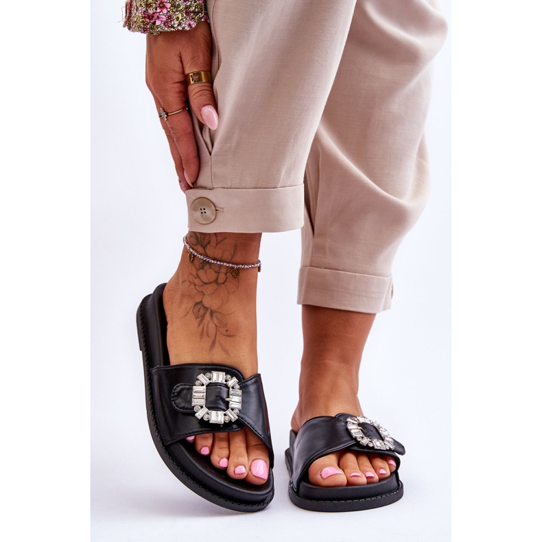 Pantuflas Mujer Plataforma Con Adorno Negro Beneca 1