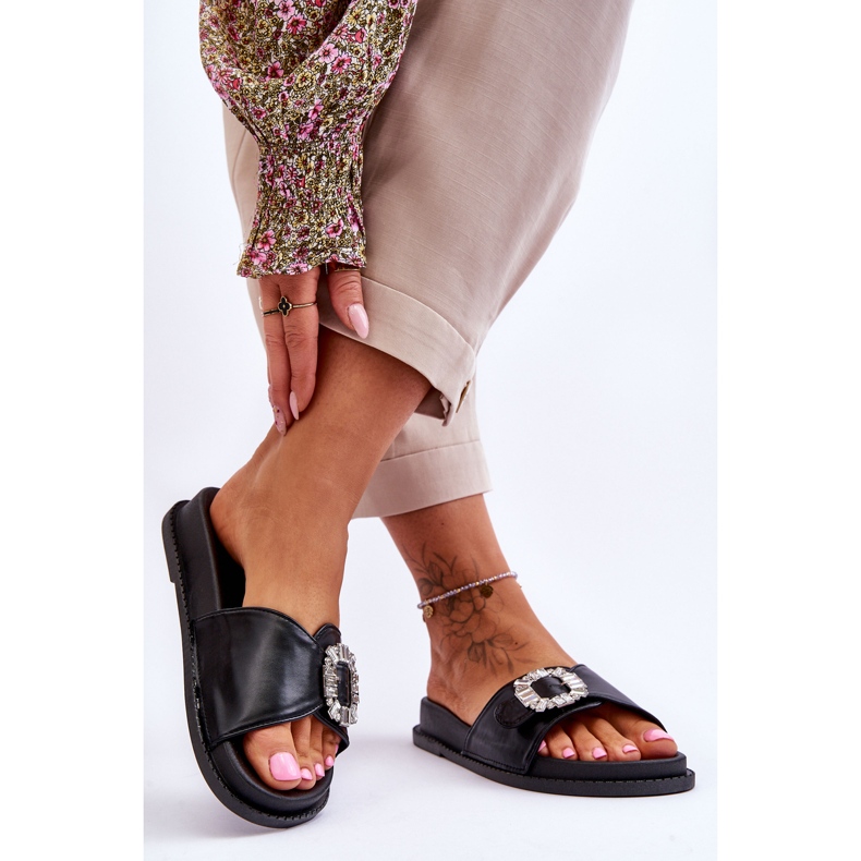Pantuflas Mujer Plataforma Con Adorno Negro Beneca 2