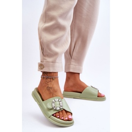 Pantuflas De Mujer Con Plataforma Adorno Beneca Verde 3