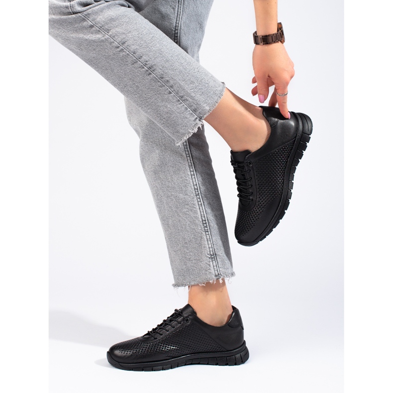 Zapatos deportivos de cuero negro de T.Sokolski 1