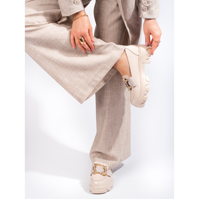 W. Potocki Zapatos mujer beige con hebilla Shelovet 2