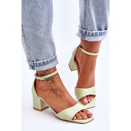 PG1 Sandalias De Ecopiel Con Tacón Bajo Verde Claro Whitney 4