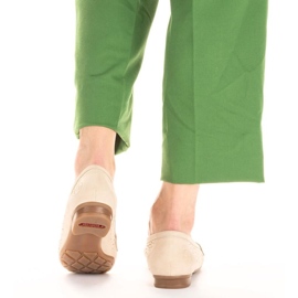 Cómodos mocasines calados Rieker W 40068-60 beige 8