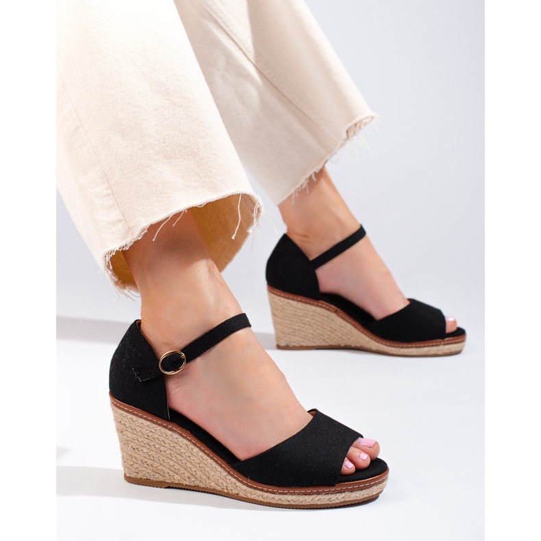 Sandalias de cuña tipo alpargata beige de Shelovet 1