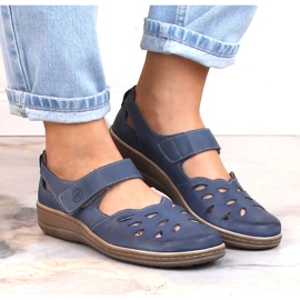 Zapato mujer cómodo piel calada con velcro azul Helios 4043 8