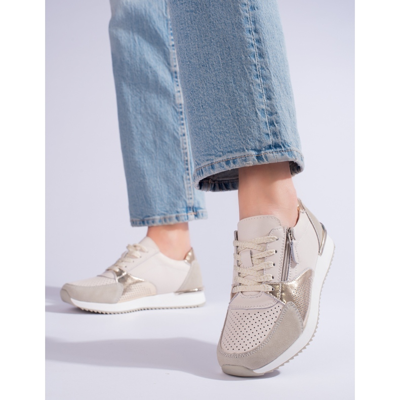 Deportivas mujer Shelvt de piel color beige. 1