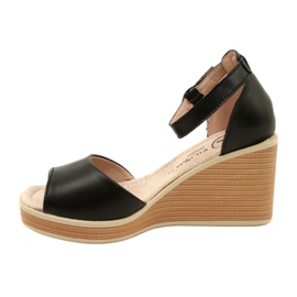 Filippo DS4507 BK Sandalias con cuña de piel Negro 2