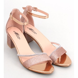 BM Sandalias de tacón bajo Altidore Champagne rosado 1