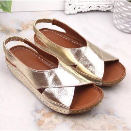 Sandalias mujer charol slip-on dorado T.Sokolski L22-1001 3