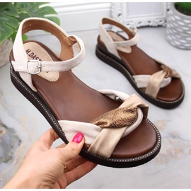 M. DASZYŃSKI Sandalias mujer cuña beige M.Daszyński MR2267-4 2