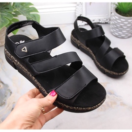Sandalias de mujer cómodas en una plataforma de velcro negro Rieker V2301-00 1