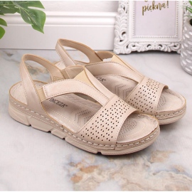 Cómodas sandalias de mujer sin cordones con elástico Vinceza 2237 beige 3