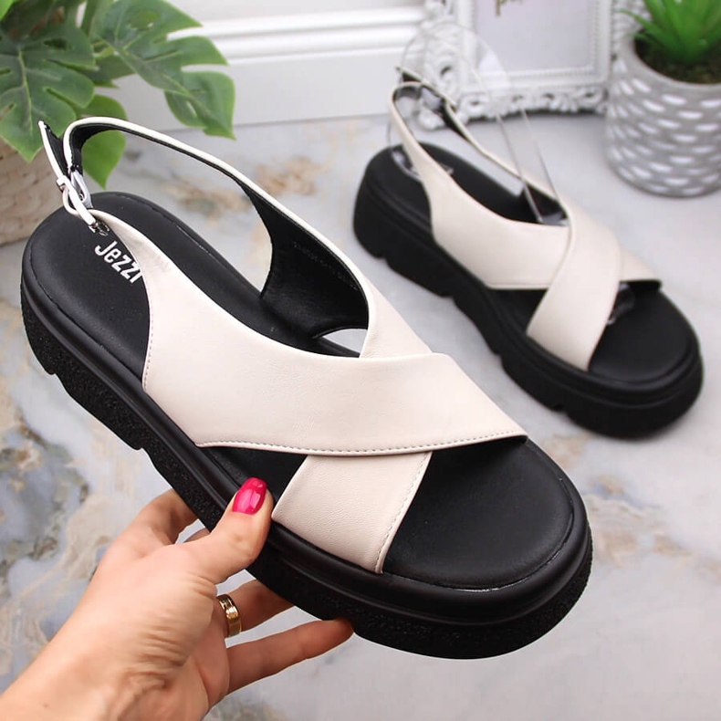Sandalias mujer plataforma beige Jezzi 5473 1