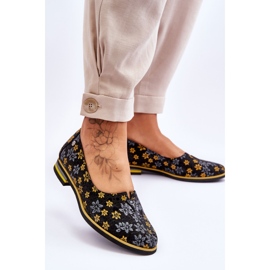Zapatos de cuero Maciejka Flores Amarillas 05035-38 Negro 3