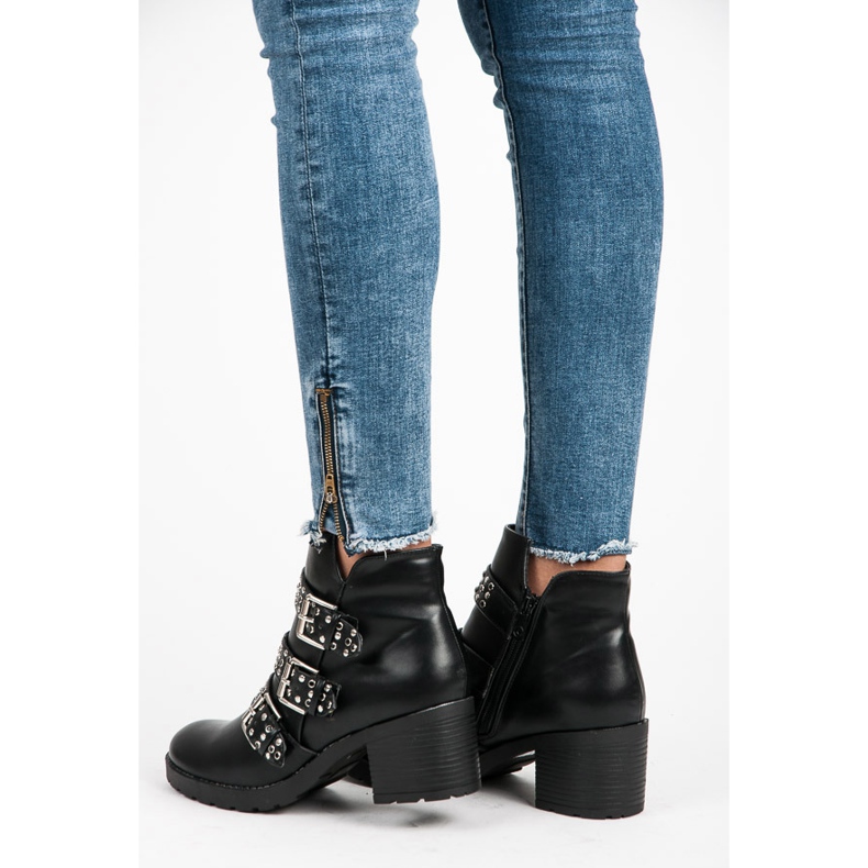 Kylie Botas rock de mujer negro 1