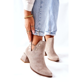 Lewski Shoes Botines de ante para mujer con recortes Lewski Cappuccino 3074 / B beige 1