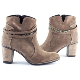Olivier Botas con cadena Megi beige 5
