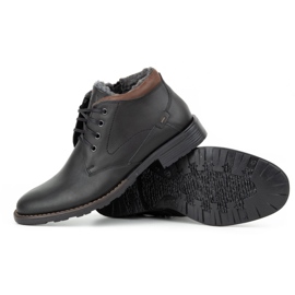 Polbut Botas negras aisladas C16 negro 5