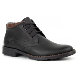 Polbut Botas negras aisladas C16 negro 2