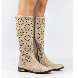 Olivier Botas de mujer caladas beige claro 8