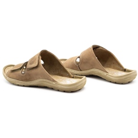 Zapatillas de hombre 048 Marrón 9