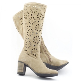 Olivier Botas de tacones calados beige 4