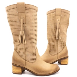 Olivier Botas de mujer caladas D44 beige 3