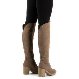 Olivier Botas de ante beige oscuro calentadas en el puesto de Margaret 2