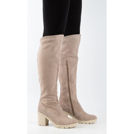 Olivier Botas aislantes de ante beige Margaret en el poste 6