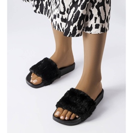 Chanclas negras con pelo marfil negro 1