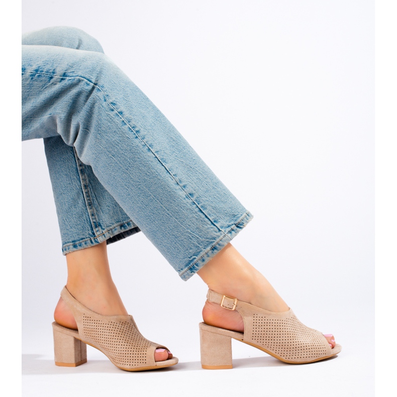 W. Potocki Sandalias de tacón caladas beige de Potocki 1