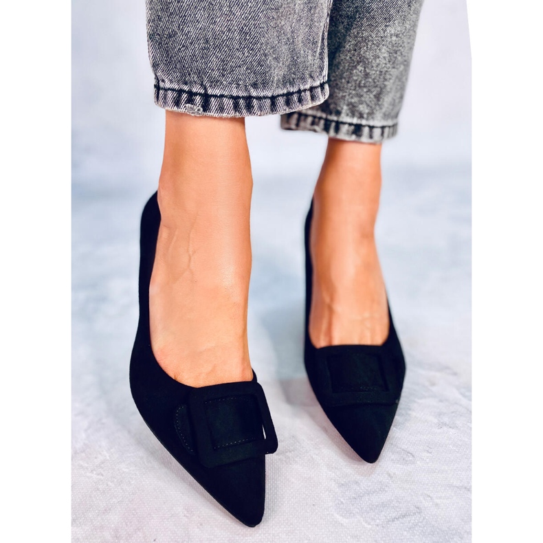 Bombas en un tacón de aguja Fiona Black negro 1