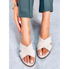 BM Zapatillas casa de mujer Alyson Beige con forma de cruz 4