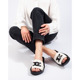 Zapatillas blancas de mujer en la plataforma Shelovet. blanco 3