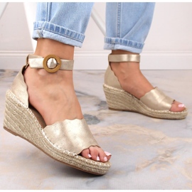 Alpargatas mujer doradas eVento 5425 sandalias cuña dorado 4