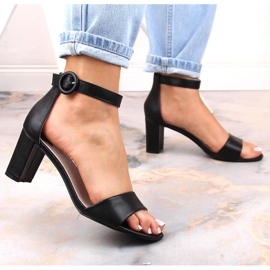 Sandalias de mujer negras en el puesto eVento 1617 negro 4